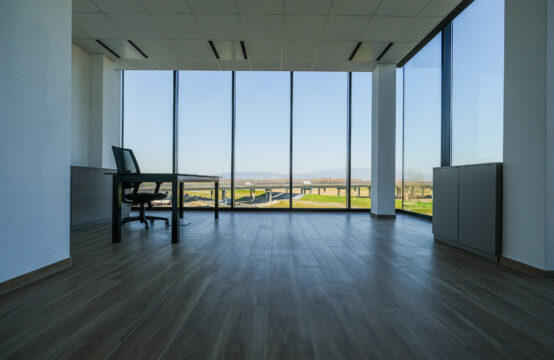 LUČKO, EKSKLUZIVNI NOVI POSLOVNI PROSTOR 413m2 I 15VPM