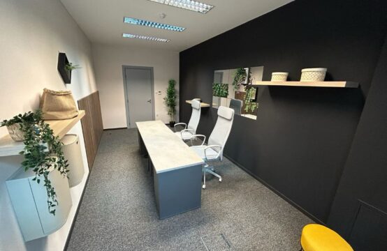 POSLOVNA ZONA RADNIČKA, VMD, URED 20,m2, ALL INCLUSIVE!
