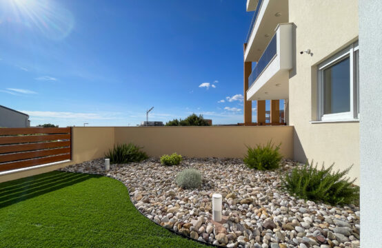 POVLJANA, NOVOGRADNJA, 3-SOBAN, DVORIŠTE, VPM, ***BEZ PROVIZIJE***