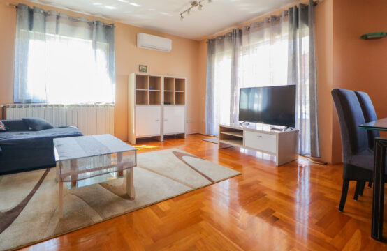 MAKSIMIR, PROSTRAN 4-SOBAN STAN I VPM***BEZ PROVIZIJE!!!***