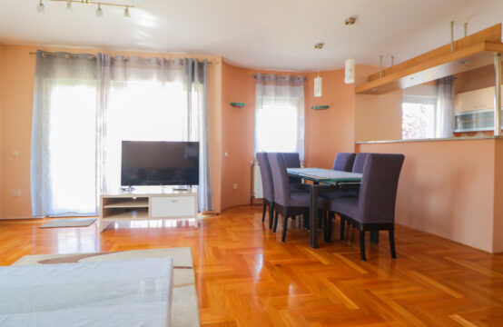 MAKSIMIR, PROSTRAN 4-SOBAN STAN I VPM***BEZ PROVIZIJE!!!***