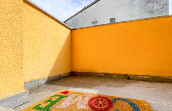 TREŠNJEVKA, KOD REMIZE, ADAPTIRAN 2-SOBAN STAN