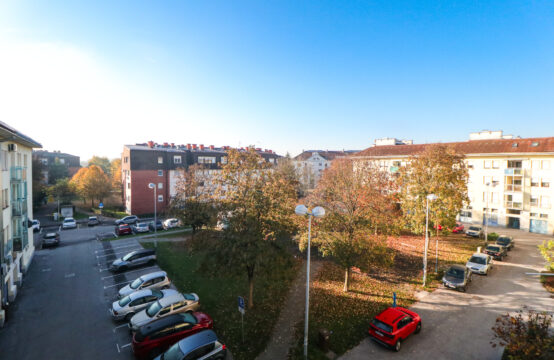 JARUN, SUPER LOKACIJA, 3-SOBAN S 2 BALKONA***BEZ PROVIZIJE!!!***