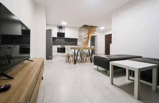 DUBRAVA, TOP DVOETAŽAN 4-SOBAN STAN***BEZ PROVIZIJE!!!***