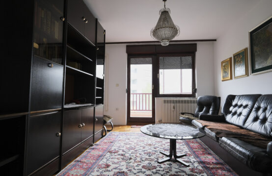 TREŠNJEVKA-CENTAR, IZNIMNO UREDAN 2-SOBAN STAN***BEZ PROVIZIJE***