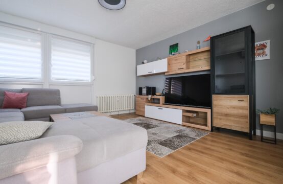 SIGET, MODERAN, RENOVIRAN, 2-SOBAN S BALKONOM***BEZ PROVIZIJE!!!***