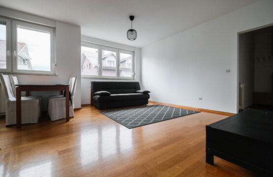 KNEŽIJA, ODLIČAN 2-SOBAN STAN S VPM I BALKONOM***BEZ PROVIZIJE!!!***