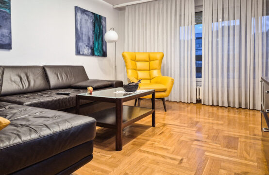 SIGEČICA, ODLIČAN 3-SOBAN STAN***BEZ PROVIZIJE!!!***