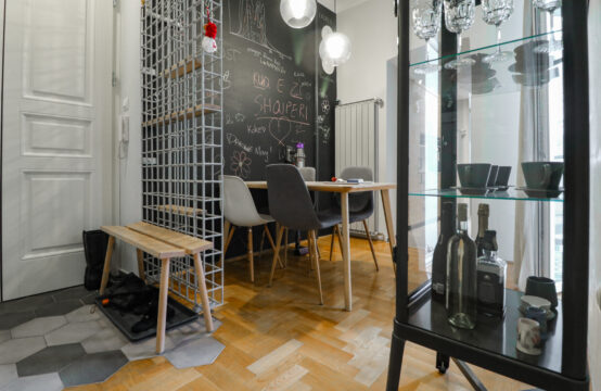 CENTAR, MODERAN 2-SOBAN S BALKONOM***BEZ PROVIZIJE!!!***