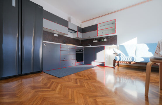 TREŠNJEVKA, LUDBREŠKA, NOVOUREĐEN 3-SOBAN STAN***BEZ PROVIZIJE!!!***