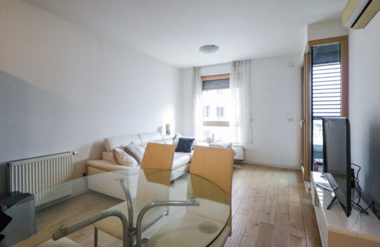 TRNJE, SARAS KOMPLEKS, TOP 2-SOBAN S GPM ***BEZ PROVIZIJE!!!***