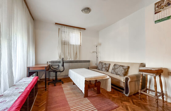 PREČKO, 3-SOBAN STAN U KUĆI***BEZ PROVIZIJE!!!***