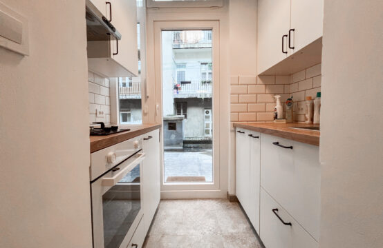 CENTAR, UREĐEN 1-SOBAN STAN NA TOP LOKACIJI***BEZ PROVIZIJE!!!***