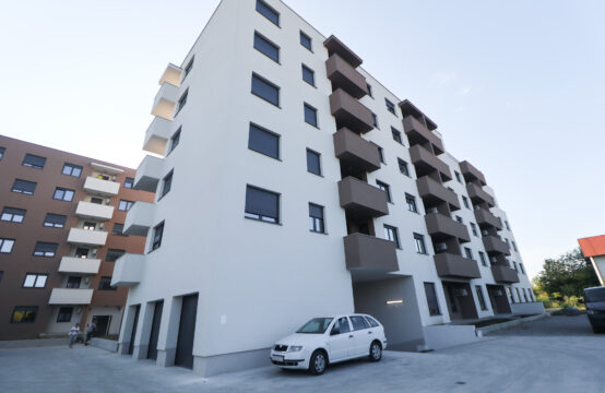 LANIŠTE/BLATO, NOVOGRADNJA, 2-SOBAN STAN S GPM**BEZ PROVIZIJE!!**