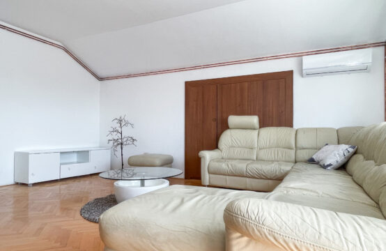 REMETE, LIJEP 2-SOBAN STAN U KUĆI***BEZ PROVIZIJE!!!***