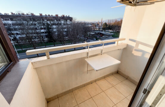 JARUN, UREDAN 3-SOBAN STAN S LOGGIOM***BEZ PROVIZIJE!!!***