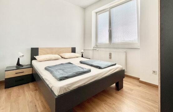 TRNSKO, ODLIČAN, NOVORENOVIRAN 3-SOBAN STAN ***BEZ PROVIZIJE!!!***