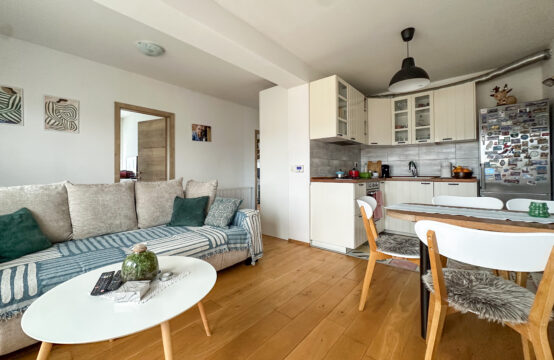 STENJEVEC, 3-SOBAN OBITELJSKI STAN S 2 LOGGIE I VPM