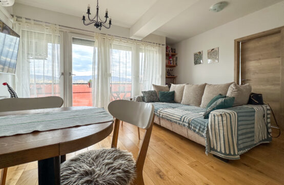 STENJEVEC, 3-SOBAN OBITELJSKI STAN S 2 LOGGIE I VPM***BEZ PROVIZIJE!**