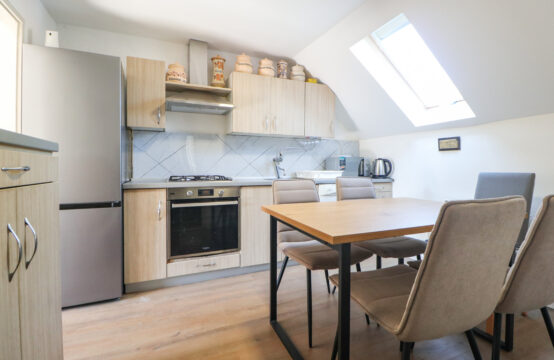 GAJNICE, 3-SOBAN STAN U KUĆI, VPM, PET FRIENDLY ***BEZ PROVIZIJE!!!***