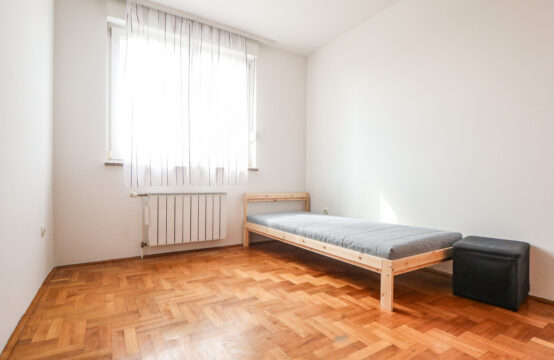 DUGAVE, KAMENARKA, 2-SOBAN, PET FRIENDLY ***BEZ PROVIZIJE!!!***