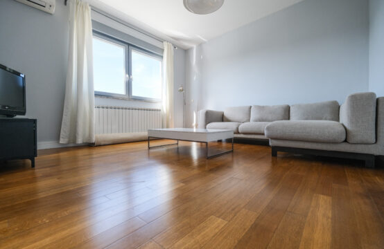 VRHOVEC, TOP 4-SOBAN STAN S TERASOM I GARAŽOM ***BEZ PROVIZIJE!!!***