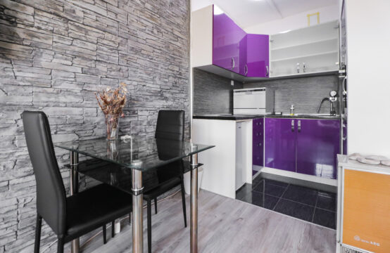 VOLOVČICA/BORONGAJ, NAMJEŠTEN 1-SOBAN STAN***BEZ PROVIZIJE!!!***