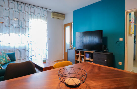 DUGAVE, MODERNO UREĐEN 2-SOBAN STAN***BEZ PROVIZIJE!!!***