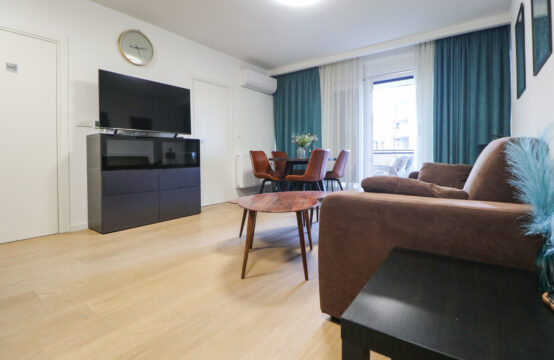 TRNJE, KOD GRADSKOG POGLAVARSTVA, TOP 2-SOBAN STAN***BEZ PROVIZIJE!!!***