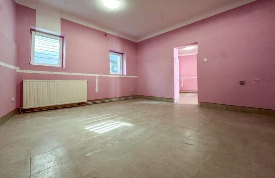 TREŠNJEVKA, KRAPINSKA, POSLOVNI PROSTOR 53M2 ***BEZ PROVIZIJE!!!***