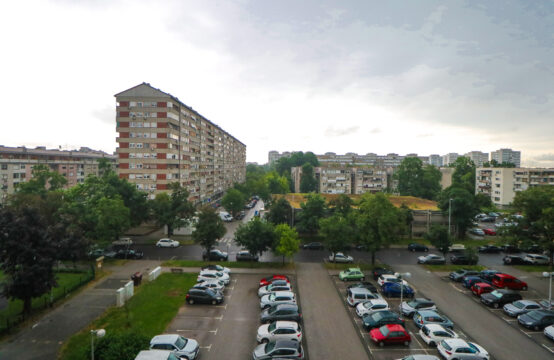 SREDNJACI, B. DOMANY, KOMFORAN 3-SOBAN STAN ***BEZ PROVIZIJE!!!***