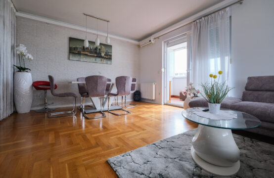 JARUŠČICA, KOD ARENE, ODLIČAN 2-SOBAN, LOGGIA, GPM ***BEZ PROVIZIJE!!!***